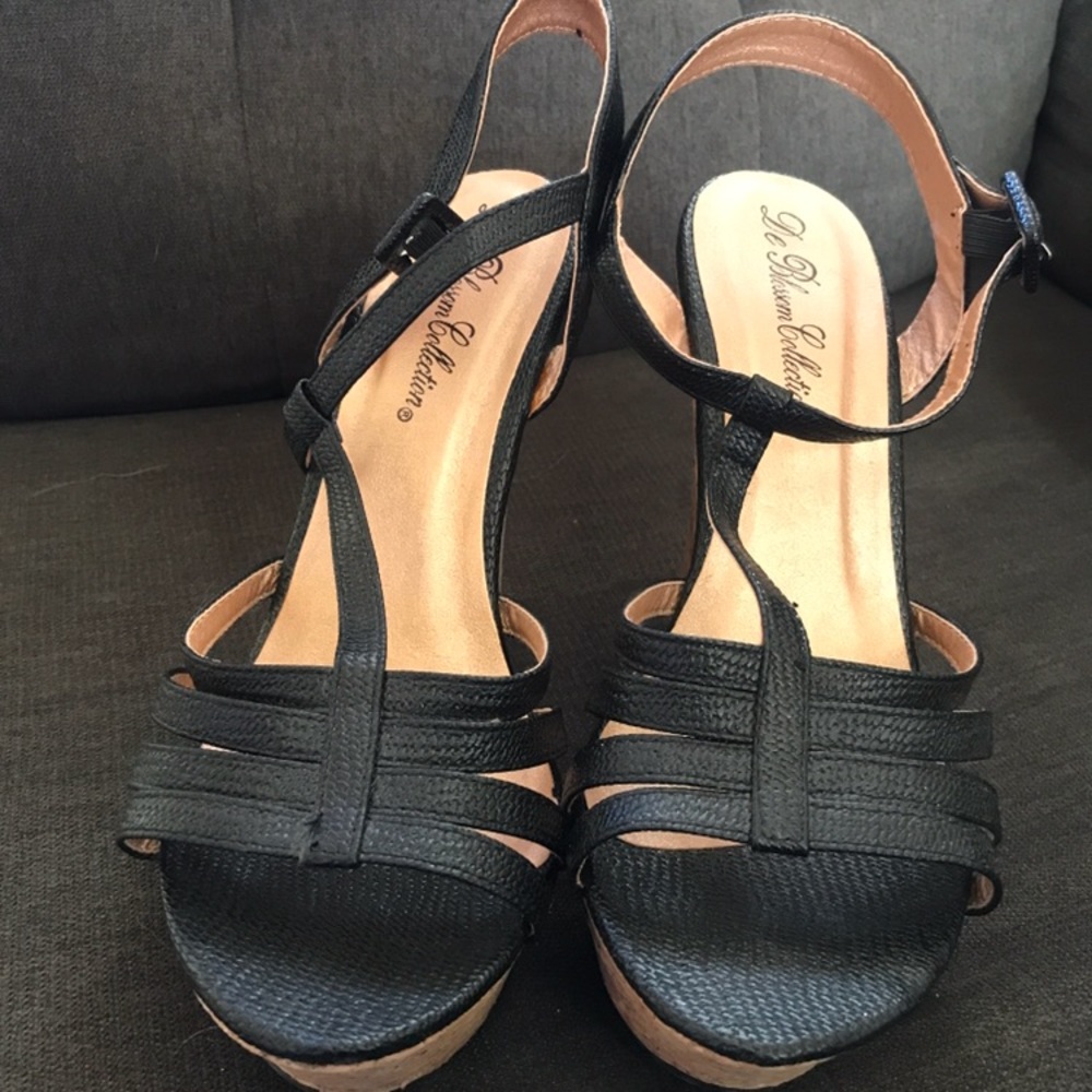 Black Wedges